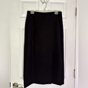 Black skirt w/slit up left leg